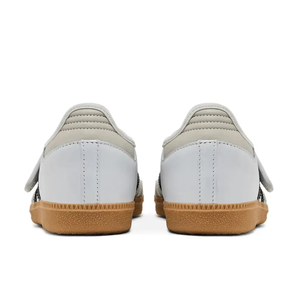 Classic Leather Suede Lifestyle Sneakers White Black Gum