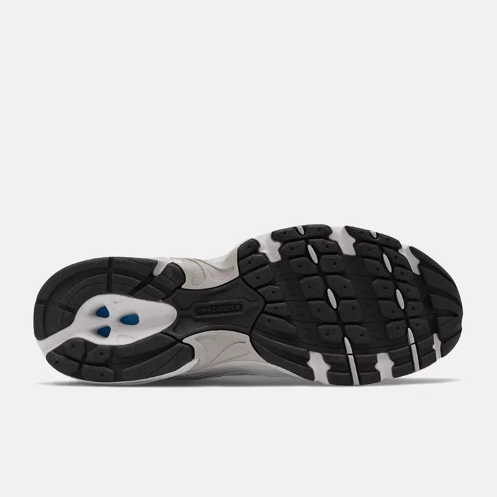 Classic White Mesh Synthetic Lifestyle Sneakers