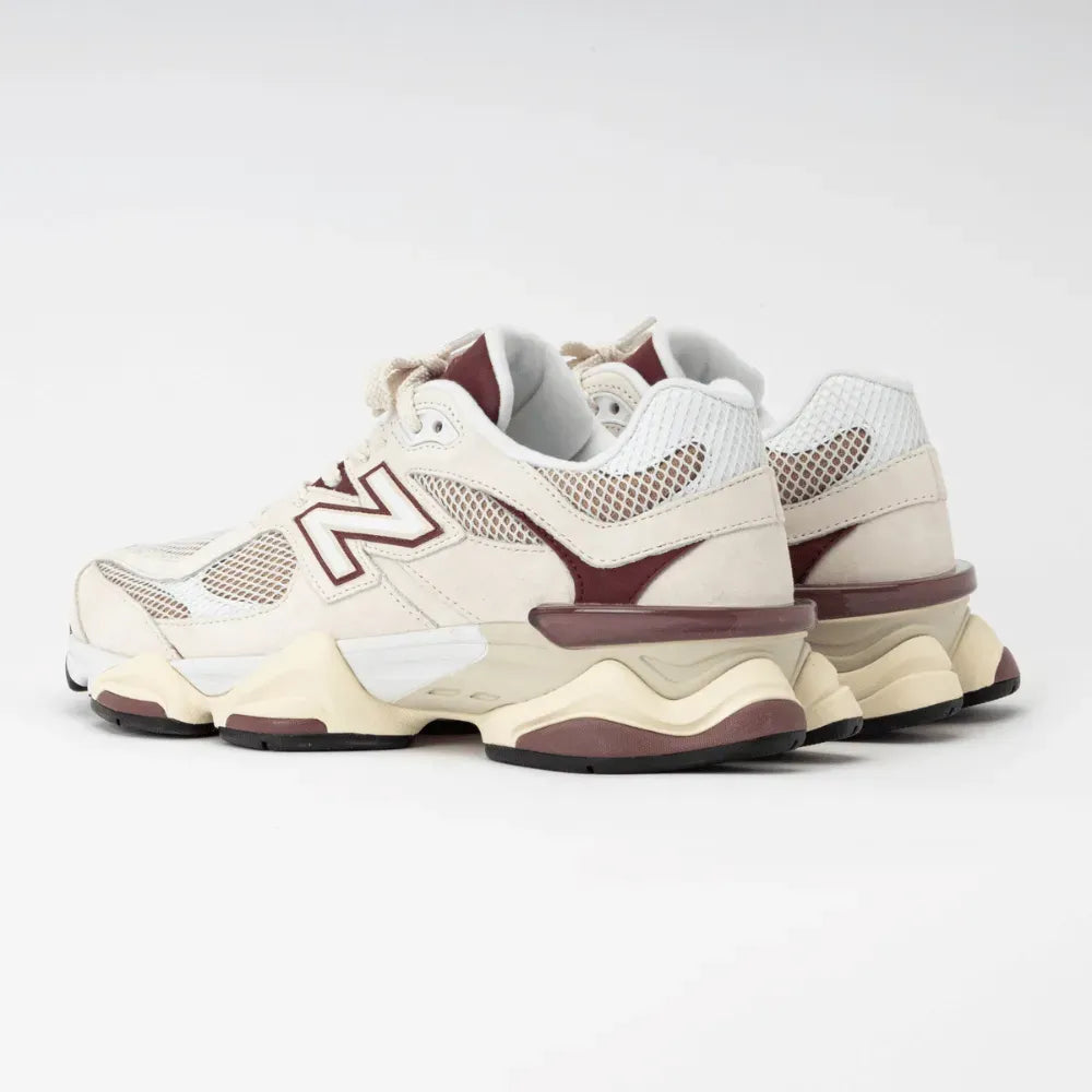 Modern Lifestyle Sneakers Burgundy Neutral Design