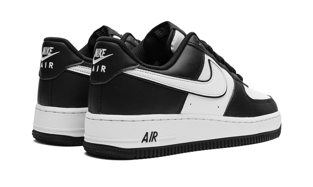 Classic Leather Lifestyle Sneakers Black White